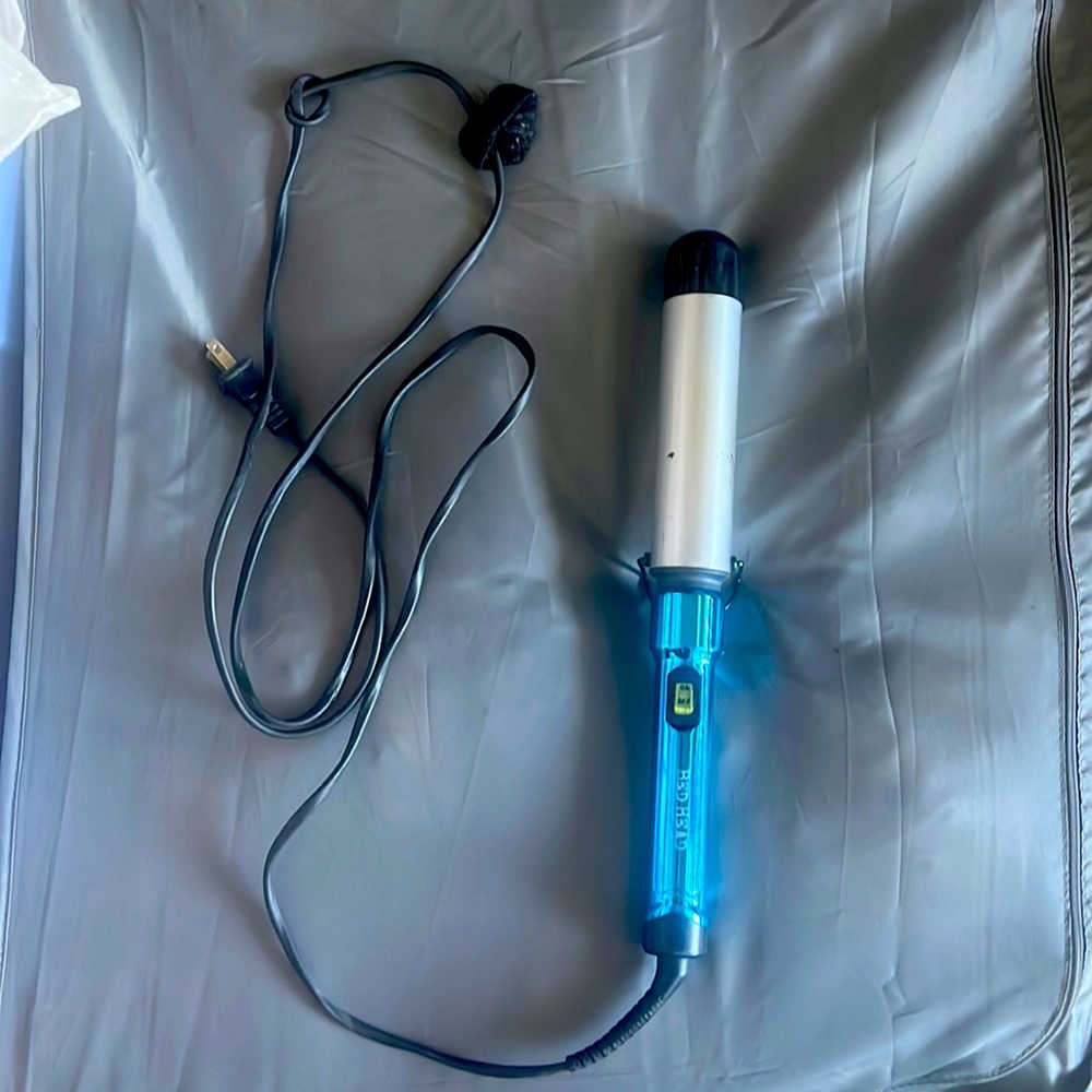 ⚠️see description ⚠️Bed Head TIGI Curling Iron